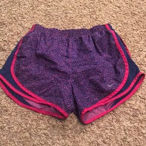 WOMENS NIKE SHORTS